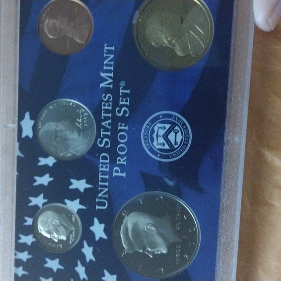 United States Mint 2007 Proof Set With Presidental Collection - Picture 8 of 11